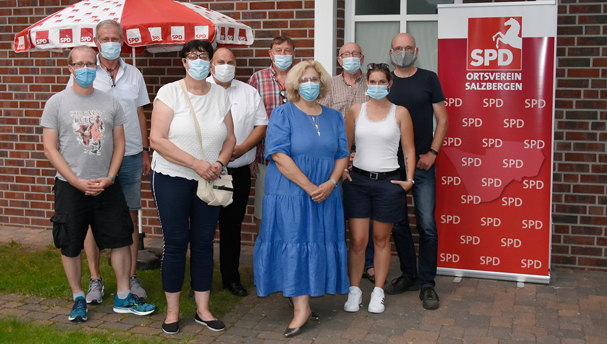 Aktuelle Mandatsträger: Simon Winnemöller (Ortsrat Steide), Jürgen Schöttler (Rat, Ortsrat Holsten-Bexten), Birgit Elfert (Rat), Christian Otten (Rat), Detlev Walter (Rat), Daniela De Ridder (Bundestag), Willi Jansen (Kreistag), Katrin Nähring (Rat, Ortsrat Holsten-Bexten), Klaus Gödde (Rat) Foto: Klaus Gödde